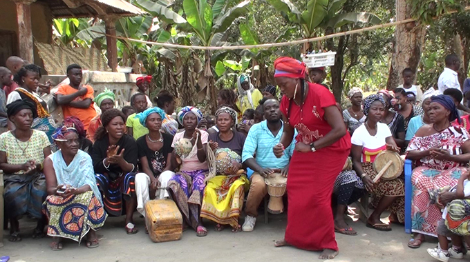 Digba Nasoko Turay and Bondo society women at Matotoka, Sierra Leone
