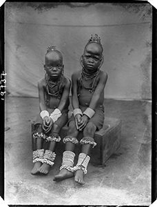 Isele Asaba, Nigeria. Photograph by N. W. Thomas 1912-13.