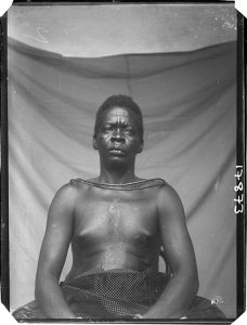 Chief Obaseki, Benin City, 1909. Photograph by N. W. Thomas (NWT 51; RAI 400.17873)