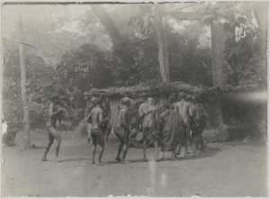 Ogugu ceremony, Agulu, Nigeria. Photograph by Northcote Thomas, 1910-11.