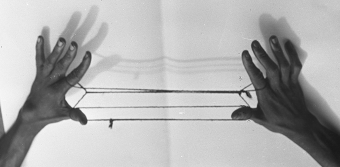 Northcote Thomas photograph, String Game, NWT 2844